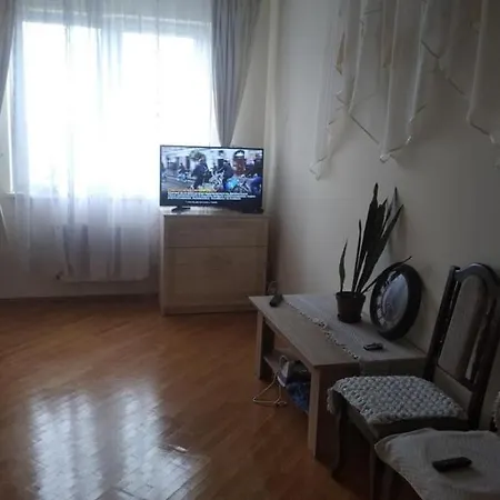 Apartment New Apartment: Modern Living Near Stryi Scientific Hub *